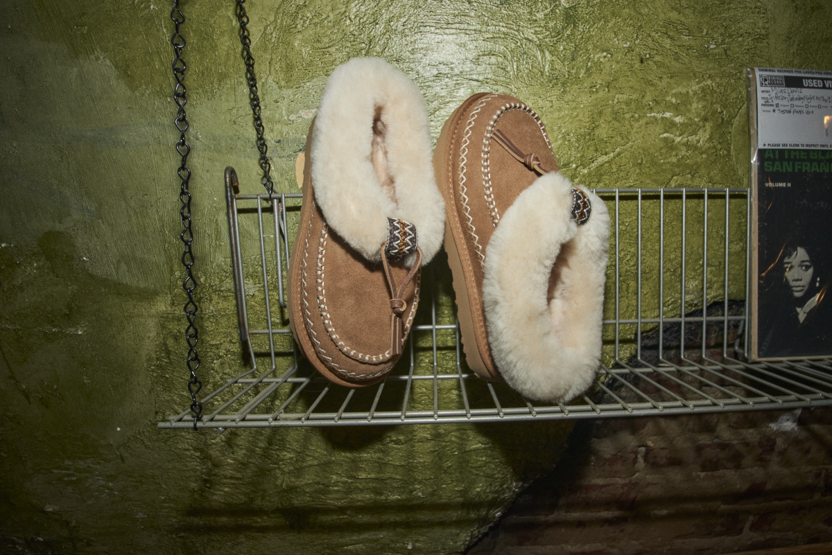 Womens UGG Tasman Alpine Slipper - Chestnut